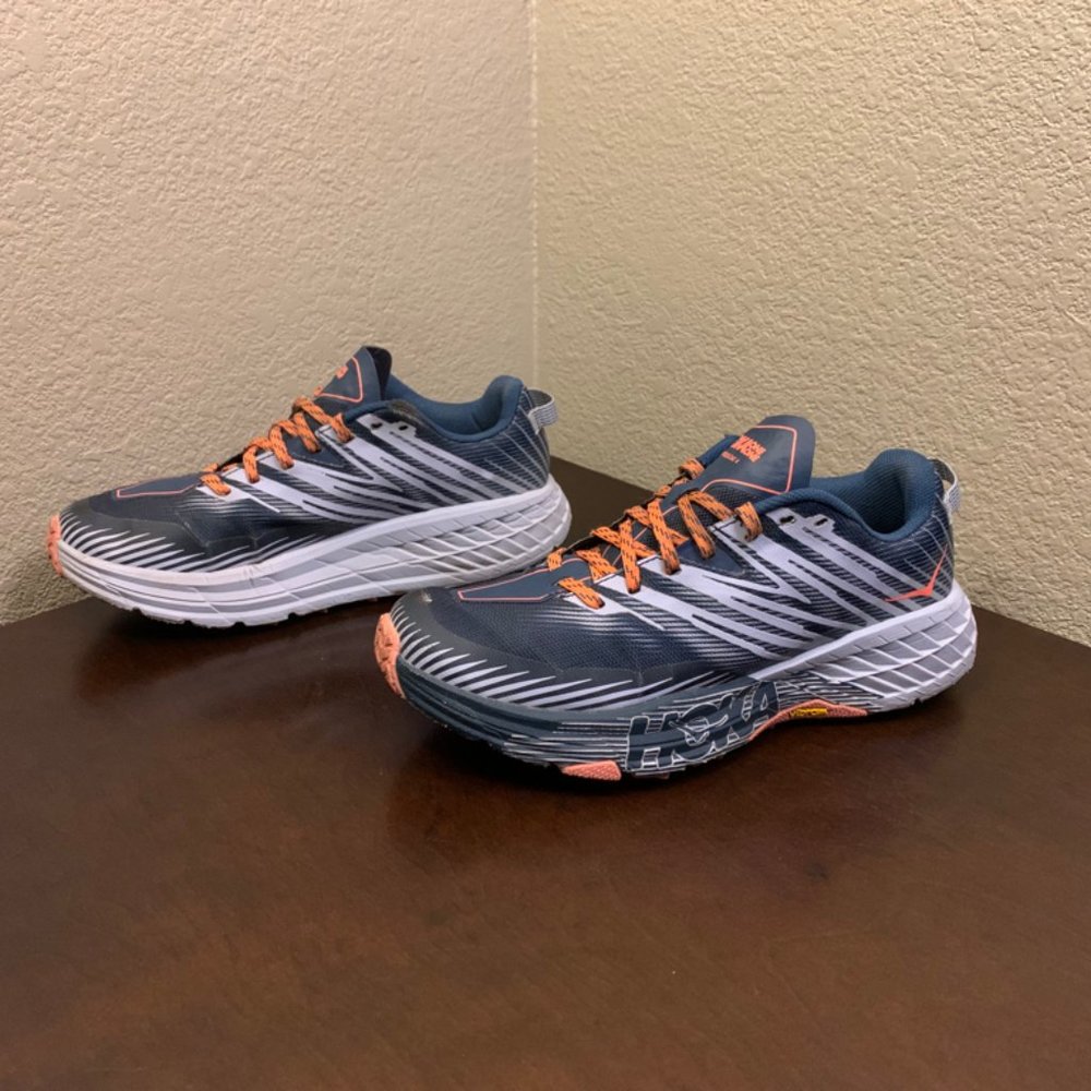 Hoka One One SpeedGoat 4 Sneaker Running Blue Vibram Sole Women’s Size 8 Beaters